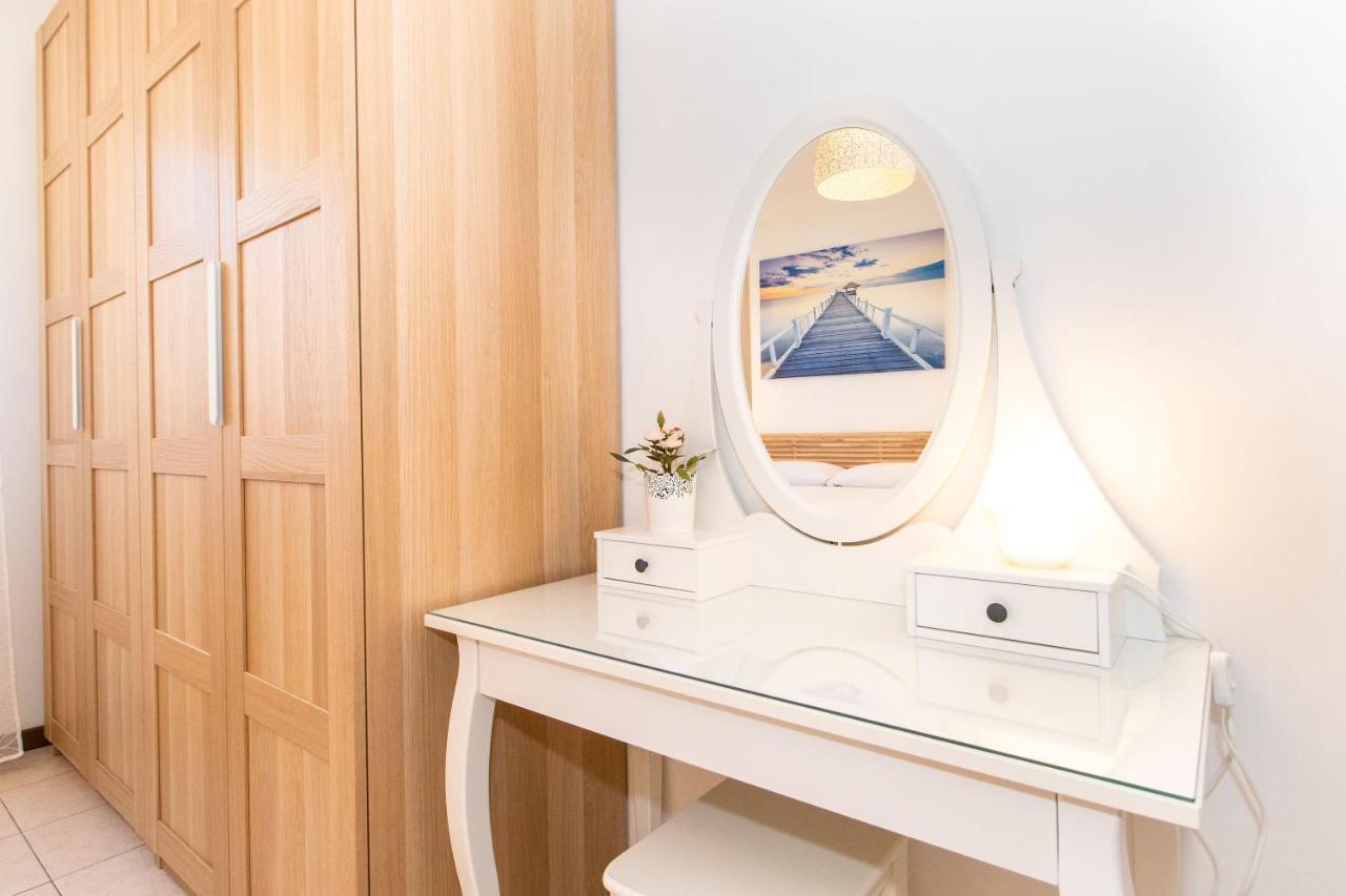 Come Casa Like Home Apartment With Parking Торино Екстериор снимка