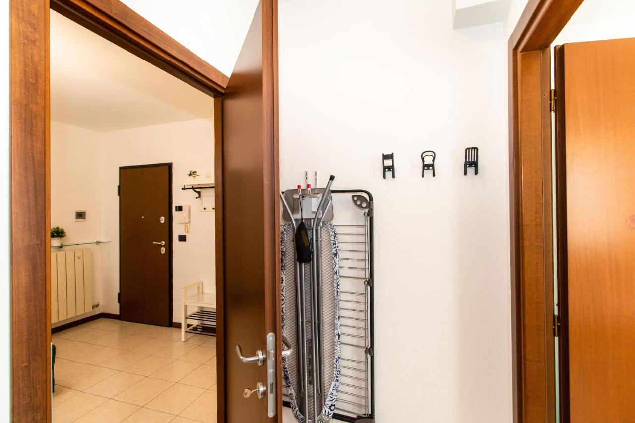 Come Casa Like Home Apartment With Parking Торино Екстериор снимка