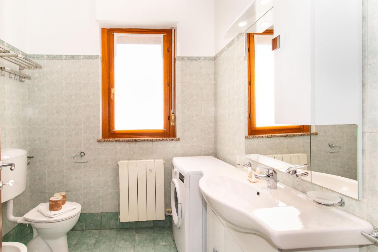 Come Casa Like Home Apartment With Parking Торино Екстериор снимка