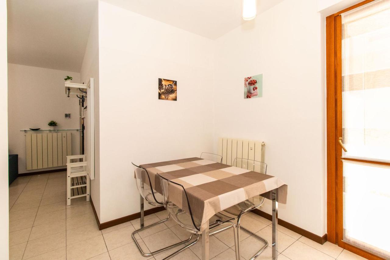 Come Casa Like Home Apartment With Parking Торино Екстериор снимка