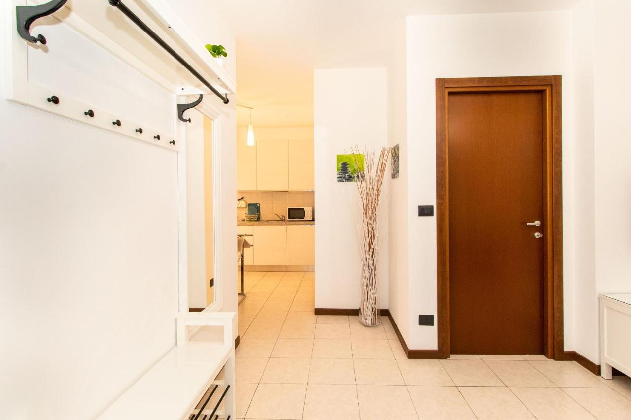 Come Casa Like Home Apartment With Parking Торино Екстериор снимка